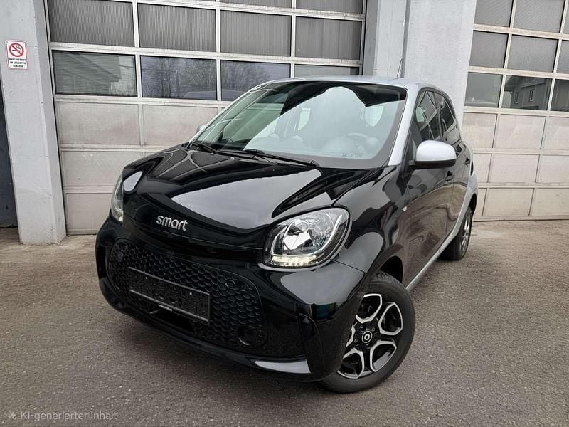 Grau Gebraucht 2020 Smart ForFour Electric Drive Kleinwagen | € 10.390 - Bild 1/4