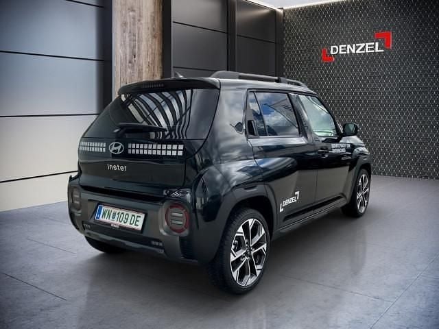 Gebraucht Hyundai Inster 84 kW (115 PS) 2025 Abyss black pearl Kleinwagen