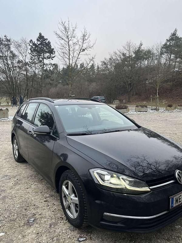 Gebraucht VW Golf VII Comfortline 116 PS (85 kW) 2018 Kombi