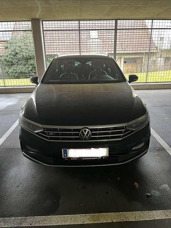 Gebraucht VW Passat Elegance 150 PS (110 kW) 2021 Kombi