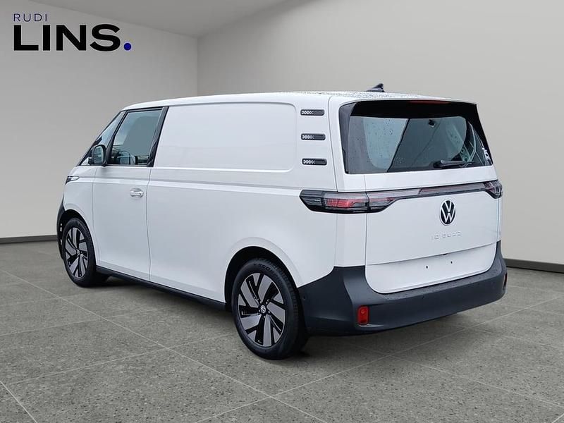 Neu VW ID. Buzz Pro 250 kW (340 PS) 2025 Weiss  normal Van / Kleinbus