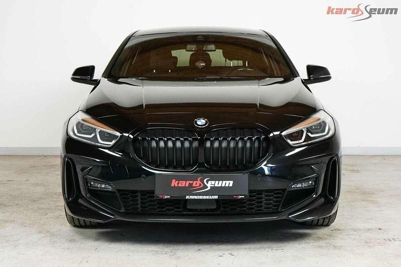 Gebraucht BMW 118 M Sport 140 PS (102 kW) 2023 Schwarz Kleinwagen