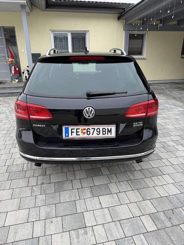 Gebraucht VW Passat Highline 170 PS (125 kW) 2012 Schwarz Kombi