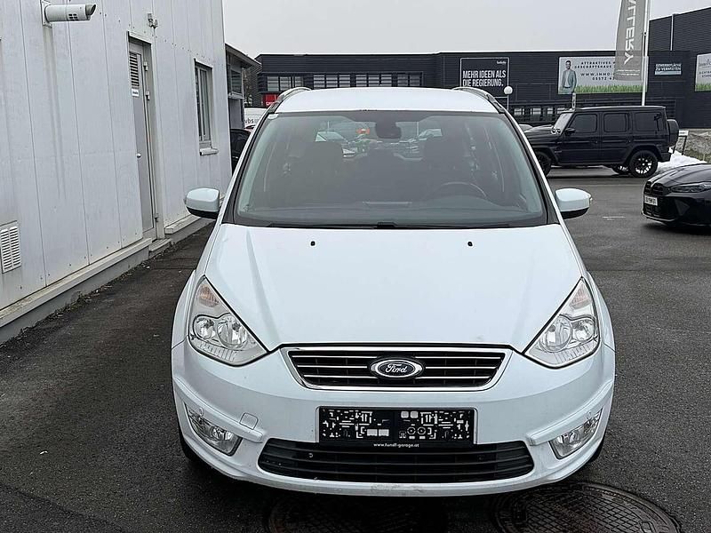 Gebraucht Ford Galaxy Trend 140 PS (102 kW) 2013 Weiß Van / Kleinbus