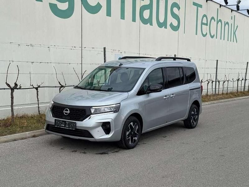 Neu Nissan Townstar Tekna 129 PS (94 kW) 2025 Grau Van