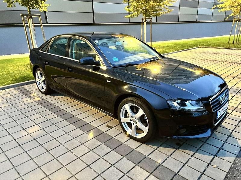 Gebraucht Audi A4 120 PS (88 kW) 2010 Limousine