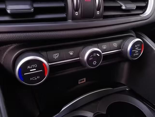 Gebraucht Alfa Romeo Giulia 136 PS (100 kW) 2018 Schwarz Limousine