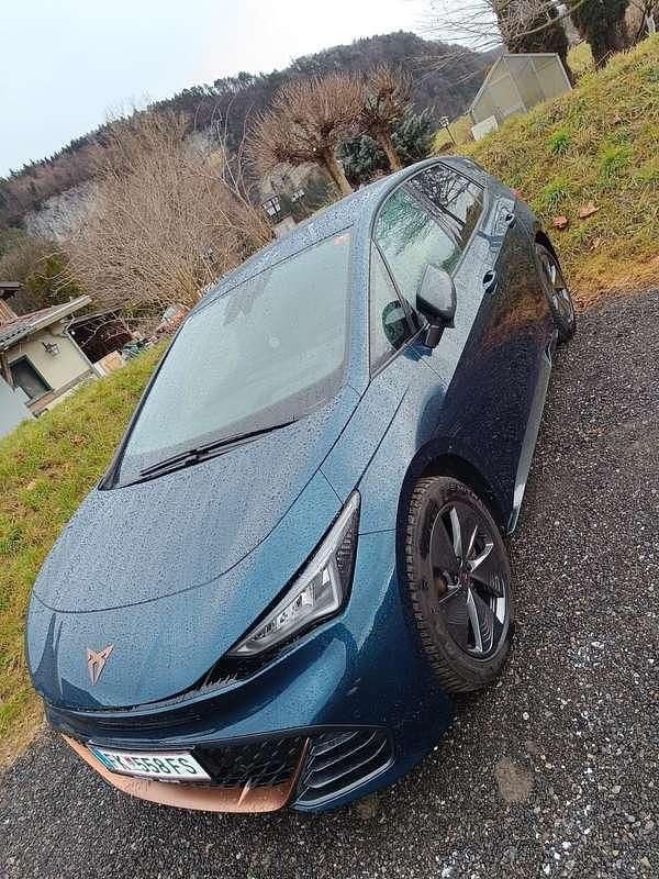 Gebraucht Cupra Born 150 kW (204 PS) 2022 Blau Kleinwagen