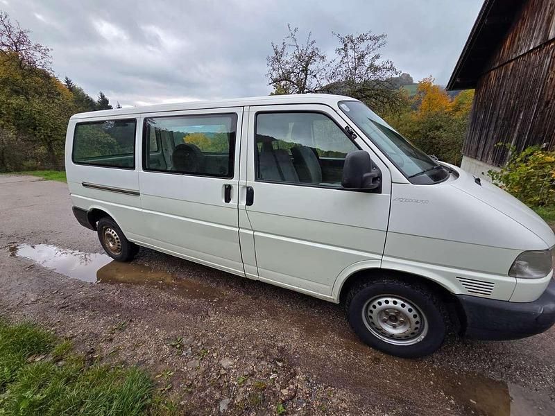 Gebraucht VW Multivan 102 PS (75 kW) 2001 Weiß Van