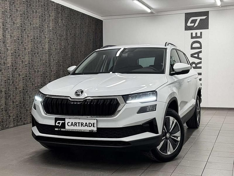Weiß Gebraucht 2023 Skoda Karoq Ambition SUV | € 24.990 (Guter Preis) - Bild 1/4