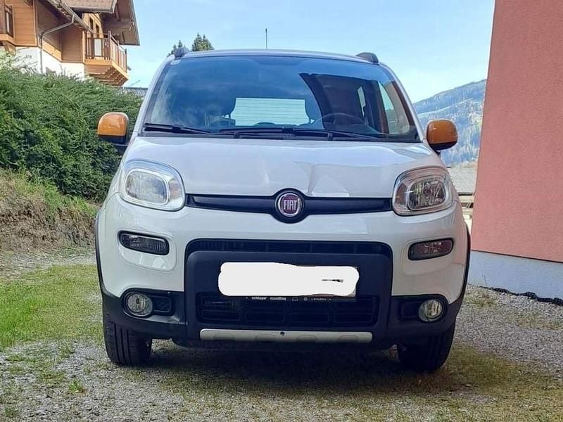 Weiß Gebraucht 2014 Fiat Panda 4x4 Kleinwagen | € 8.500 (Guter Preis) - Bild 1/4