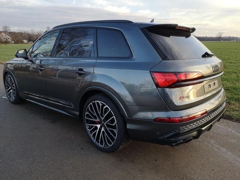 Gebraucht Audi SQ7 Comfort 650 PS (478 kW) 2024 Schwarz SUV