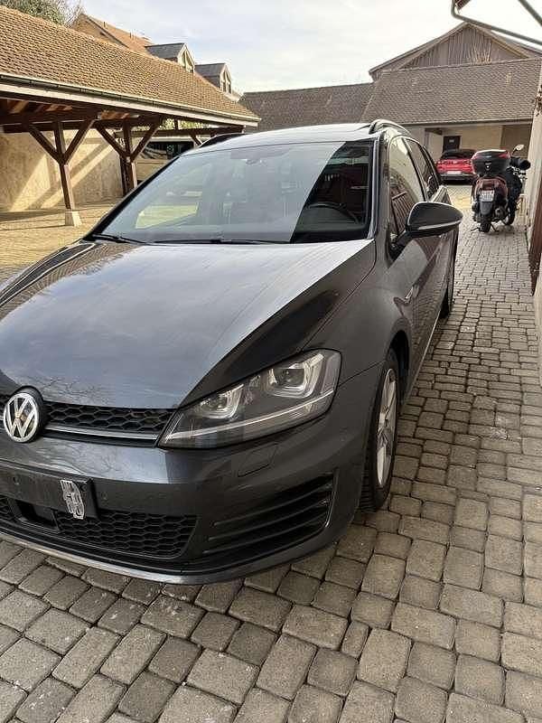 Gebraucht VW Golf VII GTD 184 PS (135 kW) 2015 Kombi
