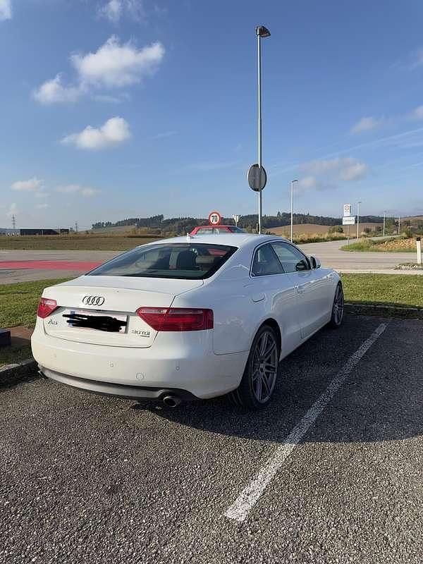Gebraucht Audi A5 239 PS (175 kW) 2009 Weiß Coupé
