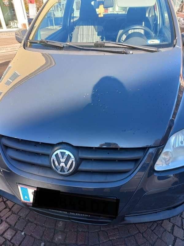 Gebraucht VW Fox 69 PS (50 kW) 2006 Grau Kleinwagen