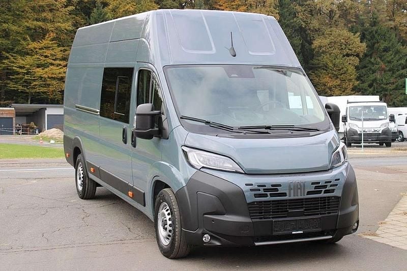 Grau Neu 2025 Fiat Ducato Van | € 69.800 - Bild 1/4