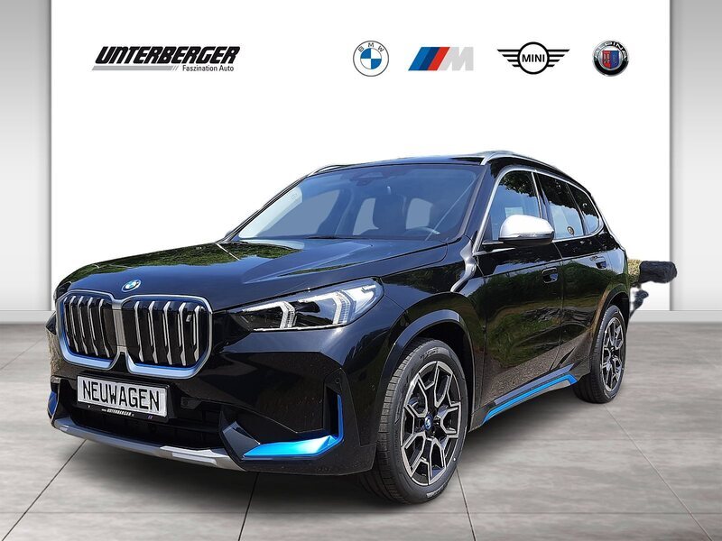 Verkauft BMW iX1 xDrive30 xLine DAB LE., gebraucht 2023, 0 km in