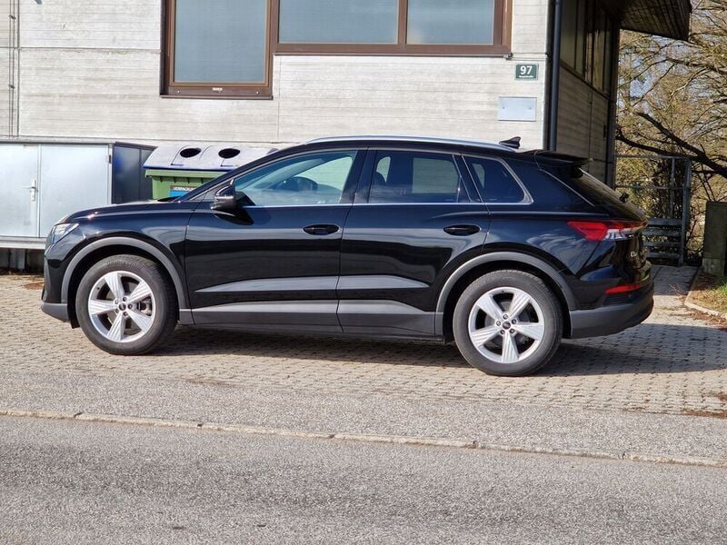 Gebraucht Audi Q4 e-tron Basis 69 kW (95 PS) 2022 SUV