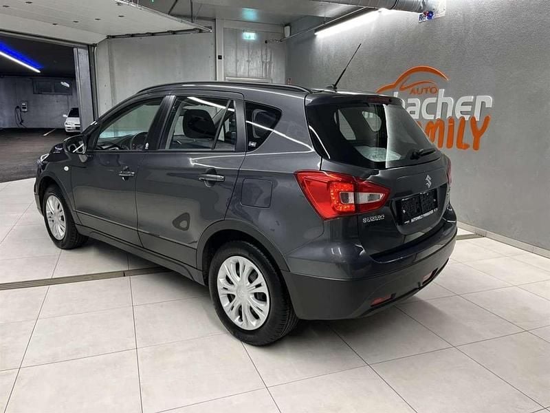 Gebraucht Suzuki SX4 S-Cross 129 PS (94 kW) 2021 Grau SUV