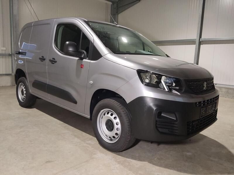Neu Peugeot Partner 131 PS (96 kW) 2025 Grau Van / Kleinbus