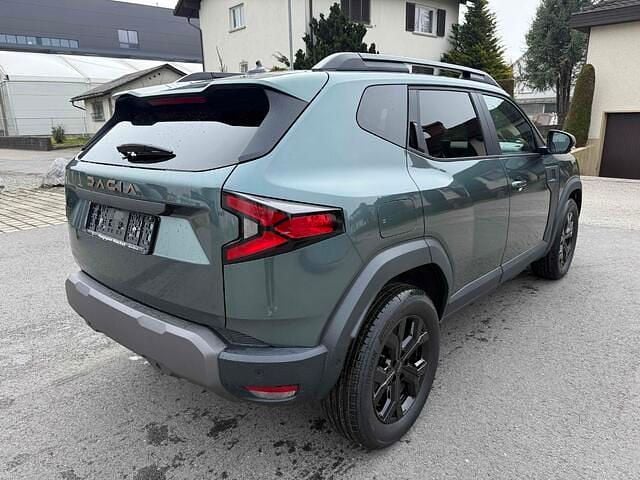 Neu Dacia Duster 155 PS (114 kW) 2026 Grün sonderlackierung SUV