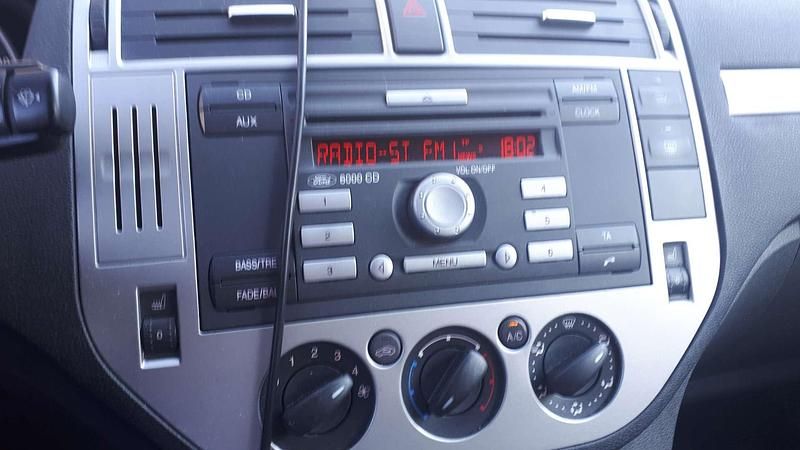 Gebraucht Ford C-MAX 90 PS (66 kW) 2009 Silber Van / Kleinbus