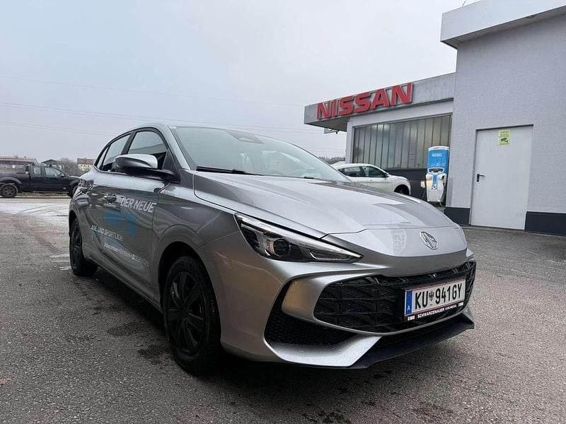 Neu MG MG3 Comfort 116 PS (85 kW) 2025 Silber Kleinwagen