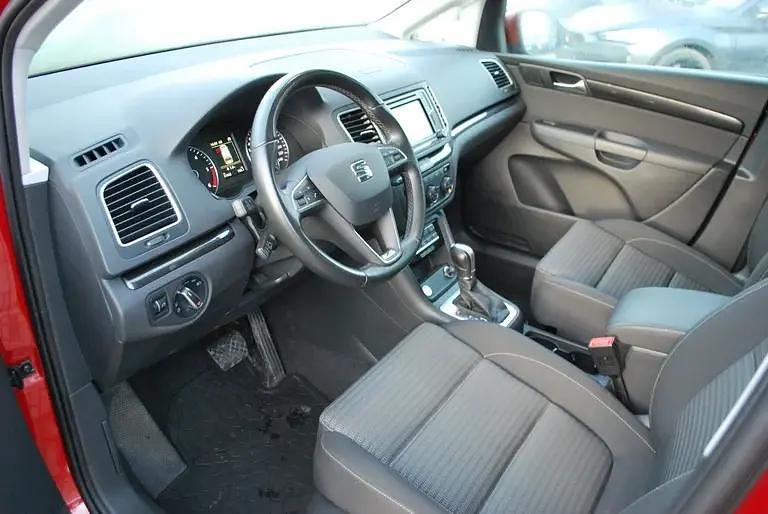 Gebraucht Seat Alhambra XCELLENCE 150 PS (110 kW) 2018 Dunkelrot  metallic Van / Kleinbus