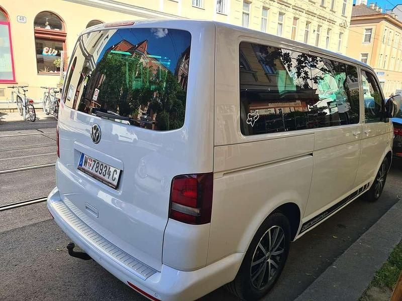 Gebraucht VW Multivan 179 PS (131 kW) 2015 Weiß Van