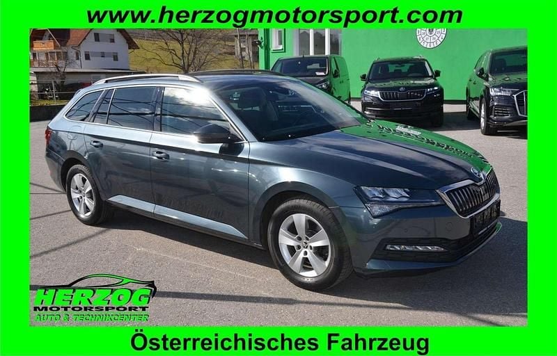 Gebraucht Skoda Superb 150 PS (110 kW) 2021 Grau Kombi