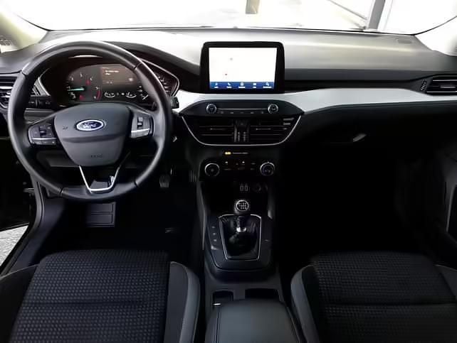 Gebraucht Ford Focus Cool & Connect 95 PS (69 kW) 2022 Obsidianschwarzmet. Kombi