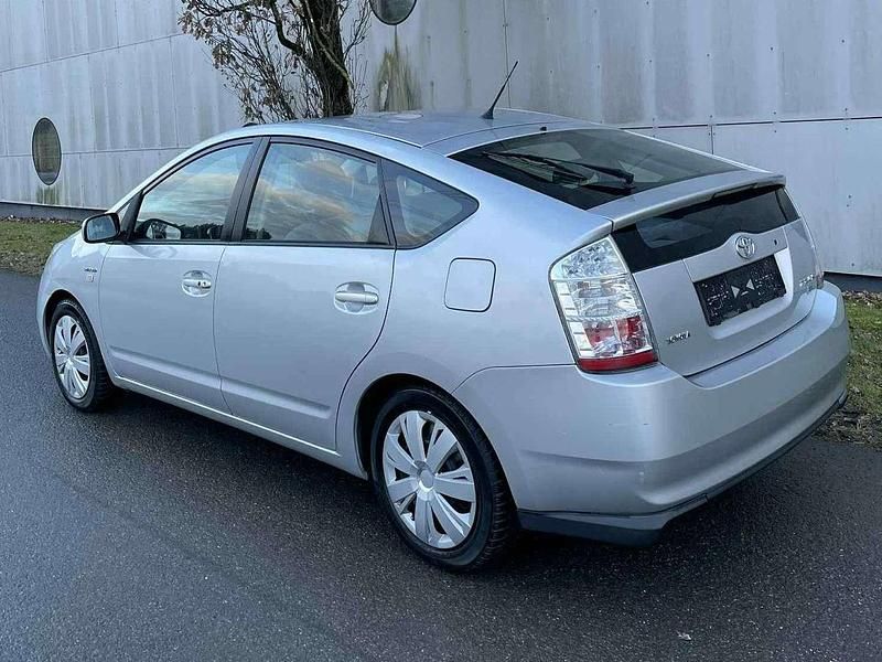 Gebraucht Toyota Prius Sol 77 PS (56 kW) 2007 Grau Kleinwagen