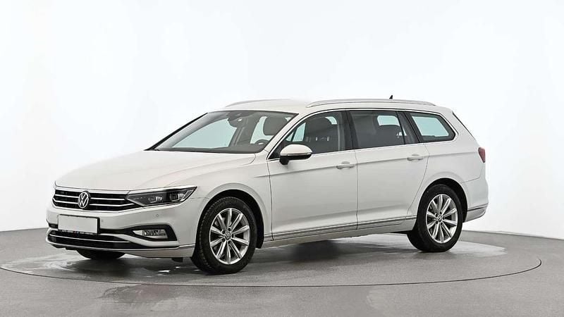 Gebraucht VW Passat Elegance 150 PS (110 kW) 2021 Weiß Kombi