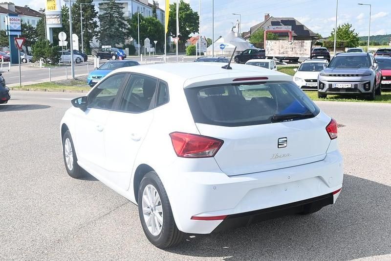 Neu Seat Ibiza FR 115 PS (84 kW) 2025 Schwarz  metallic Kleinwagen