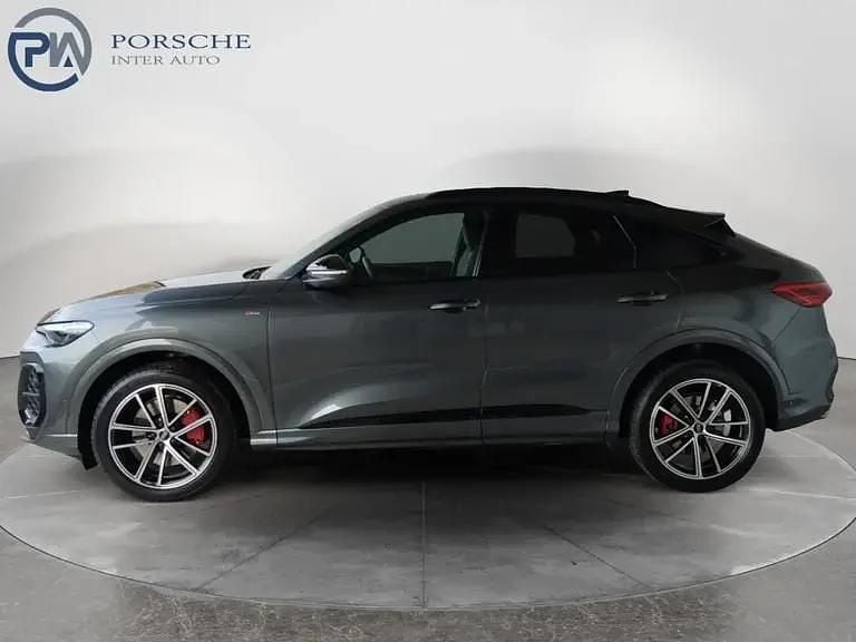 Gebraucht Audi Q5 Sportback Ambiente 204 PS (150 kW) 2025 Mittelgrau  metallicperleffekt SUV