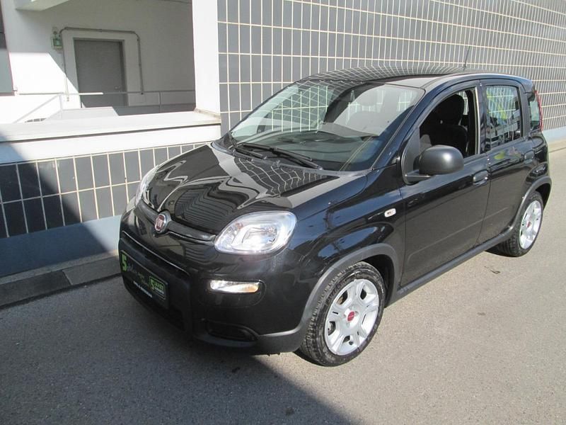 Gebraucht Fiat Panda 71 PS (52 kW) 2024 Schwarz Kleinwagen