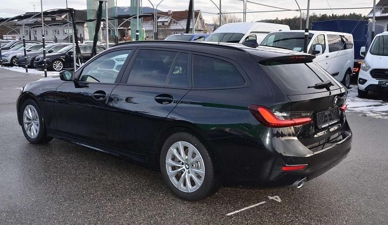 Gebraucht BMW 320 Sport Line 190 PS (139 kW) 2021 Schwarz Kombi