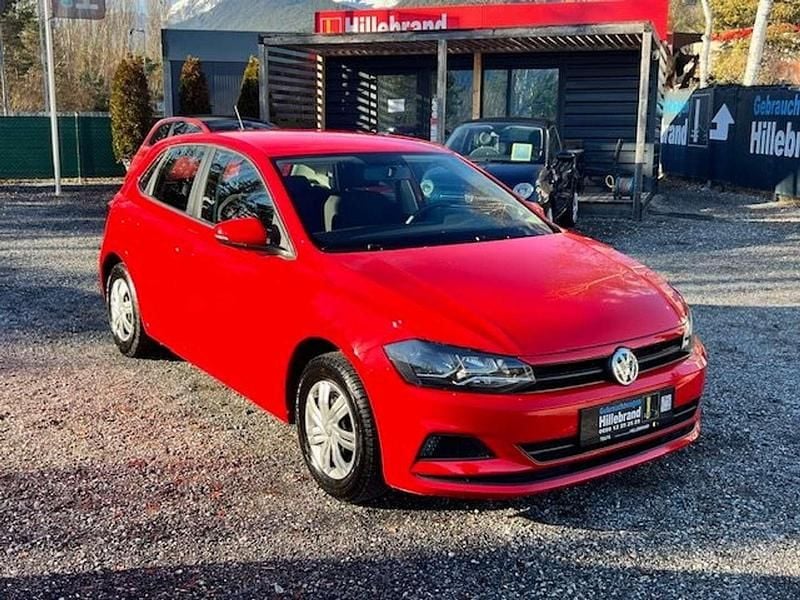 Gebraucht VW Polo 65 PS (47 kW) 2018 Rot Limousine