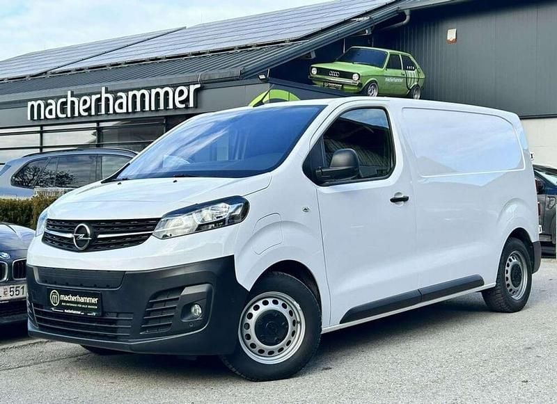 Gebraucht Opel Vivaro-e Combi Selection 100 kW (136 PS) 2023 Weiß Van