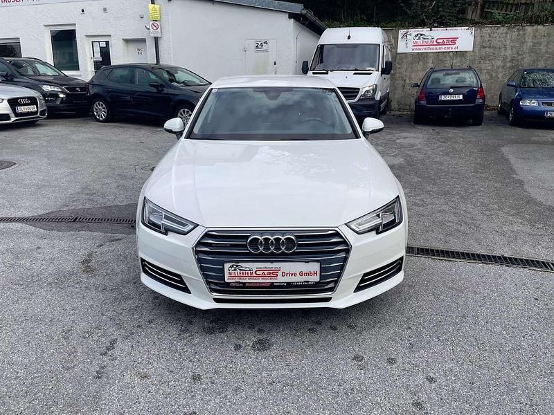 Gebraucht Audi A4 Sport 150 PS (110 kW) 2017 Weiß Limousine