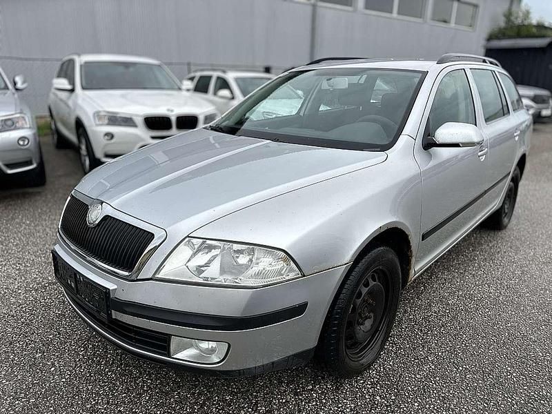 Silber Gebraucht 2008 Skoda Octavia Kombi | € 1.699 (Superpreis) - Bild 1/4