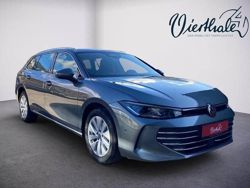 Gebraucht VW Passat Business 193 PS (141 kW) 2025 Mittelgrau  normal Kombi