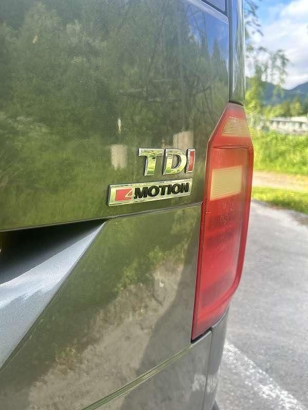 Grau Gebraucht 2016 VW Caddy Maxi Trendline Van / Kleinbus | € 10.500 - Bild 1/4