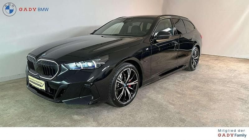 Gebraucht BMW 530e M Sport 190 PS (139 kW) 2024 Schwarz Kombi