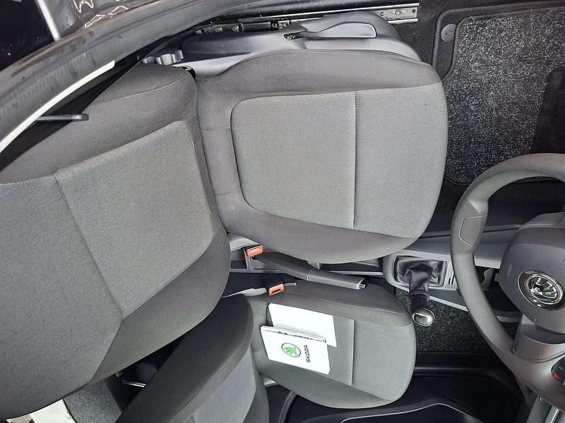 Gebraucht Skoda Fabia Active 95 PS (69 kW) 2022 Mittelgrau  metallic Kleinwagen