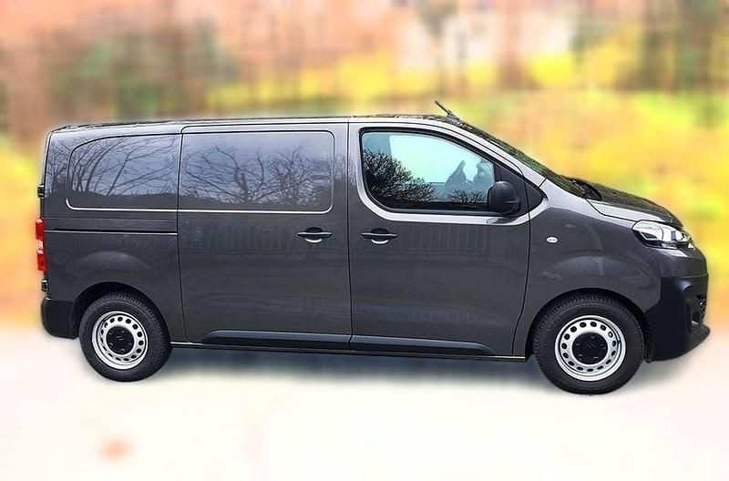 Gebraucht Citroën Jumpy Comfort 100 kW (136 PS) 2022 Grau Van / Kleinbus