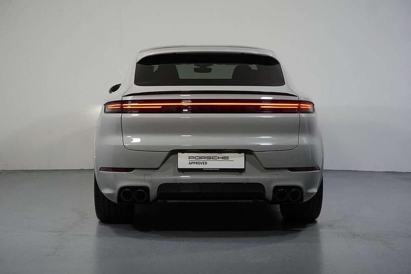 Gebraucht Porsche Cayenne 470 PS (345 kW) 2025 Mittelgrau  normal SUV