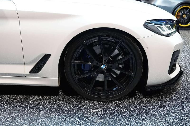 Gebraucht BMW 530 M Sport 286 PS (210 kW) 2022 Weiß Limousine