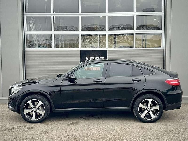 Gebraucht Mercedes GLC350 211 PS (155 kW) 2018 Schwarz Coupé