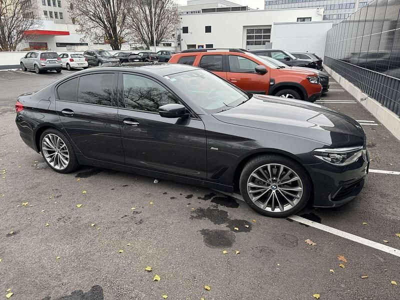 Gebraucht BMW 520 Sport Line 190 PS (139 kW) 2017 Limousine